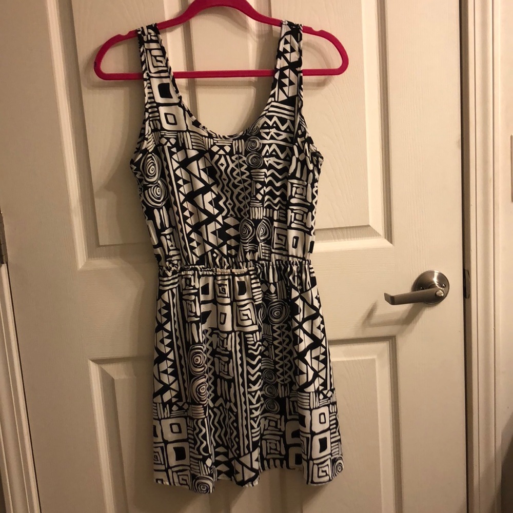 Black and white Aztec dress, Size M